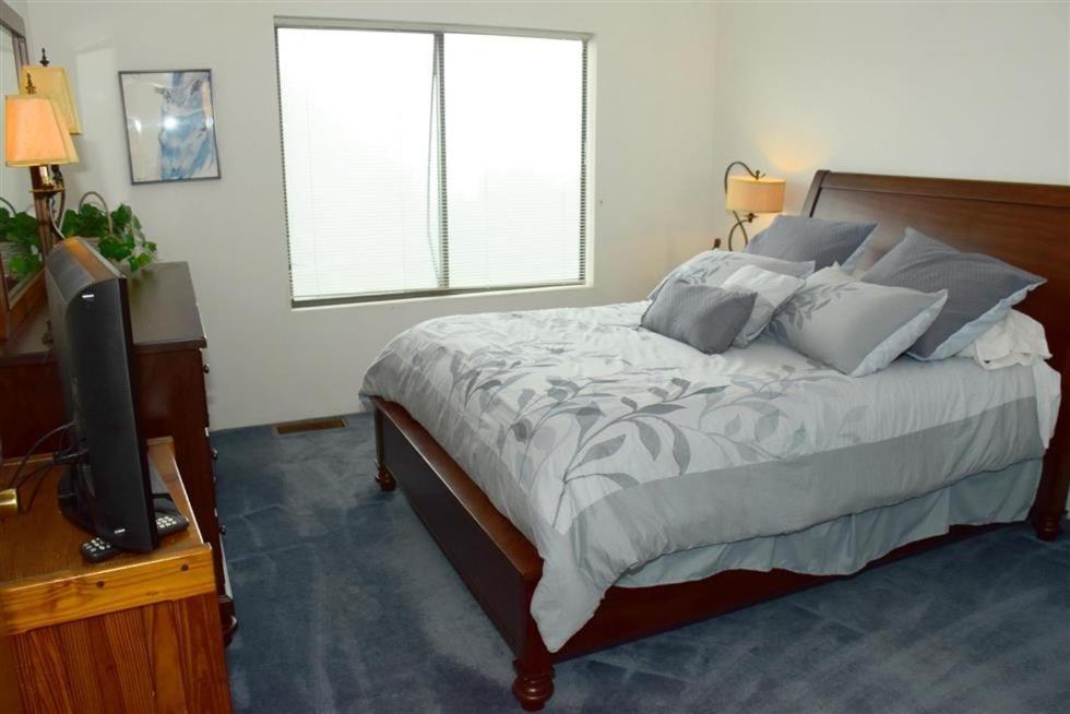 Seven Springs Sunridge 3 Bedroom Standard With Loft, Ski-in Out Apartment *